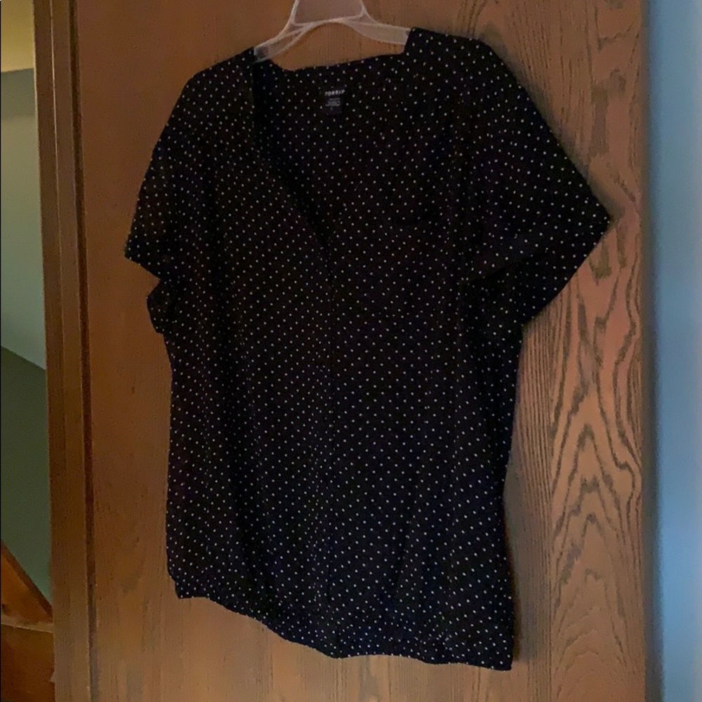 LAST CHANCE Torrid Chiffon Polka Dot Blouse sz 2